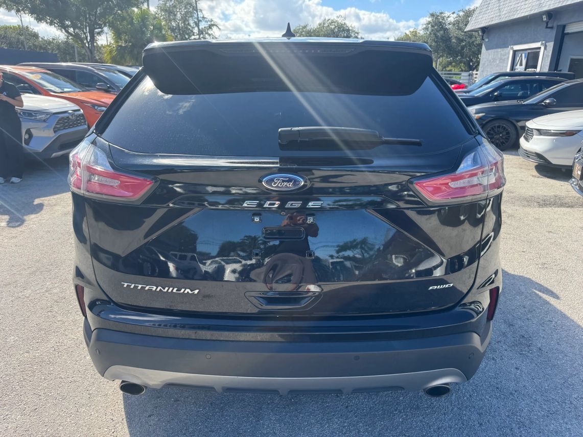 2022 Ford Edge Titanium Sport Utility 4D Miami Gardens FL