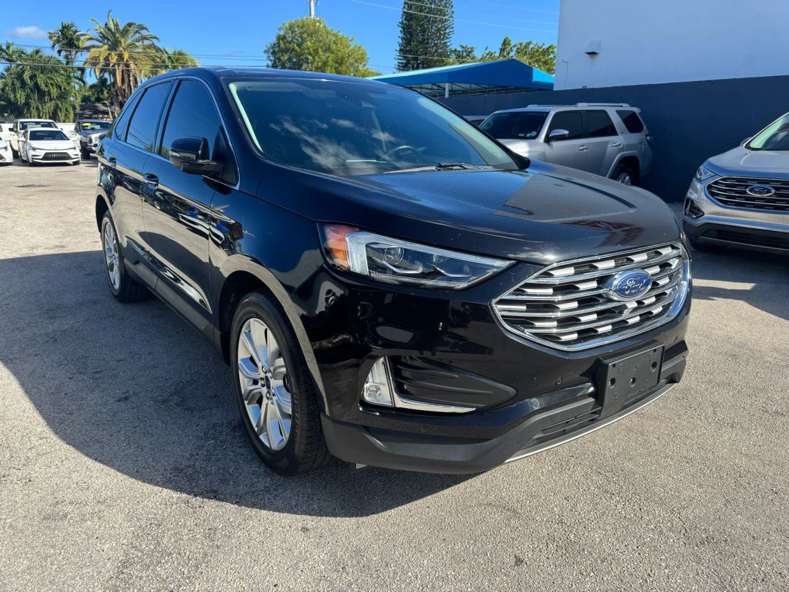 2022 Ford Edge Titanium Sport Utility 4D Miami Gardens FL