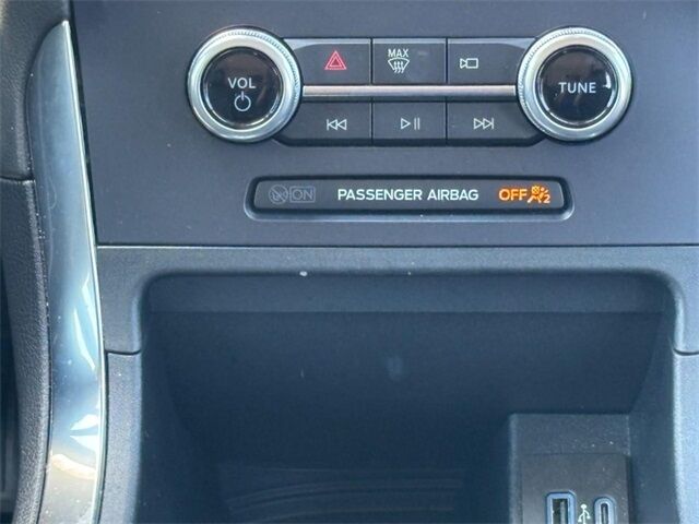2022 Ford Edge Titanium Washington MO