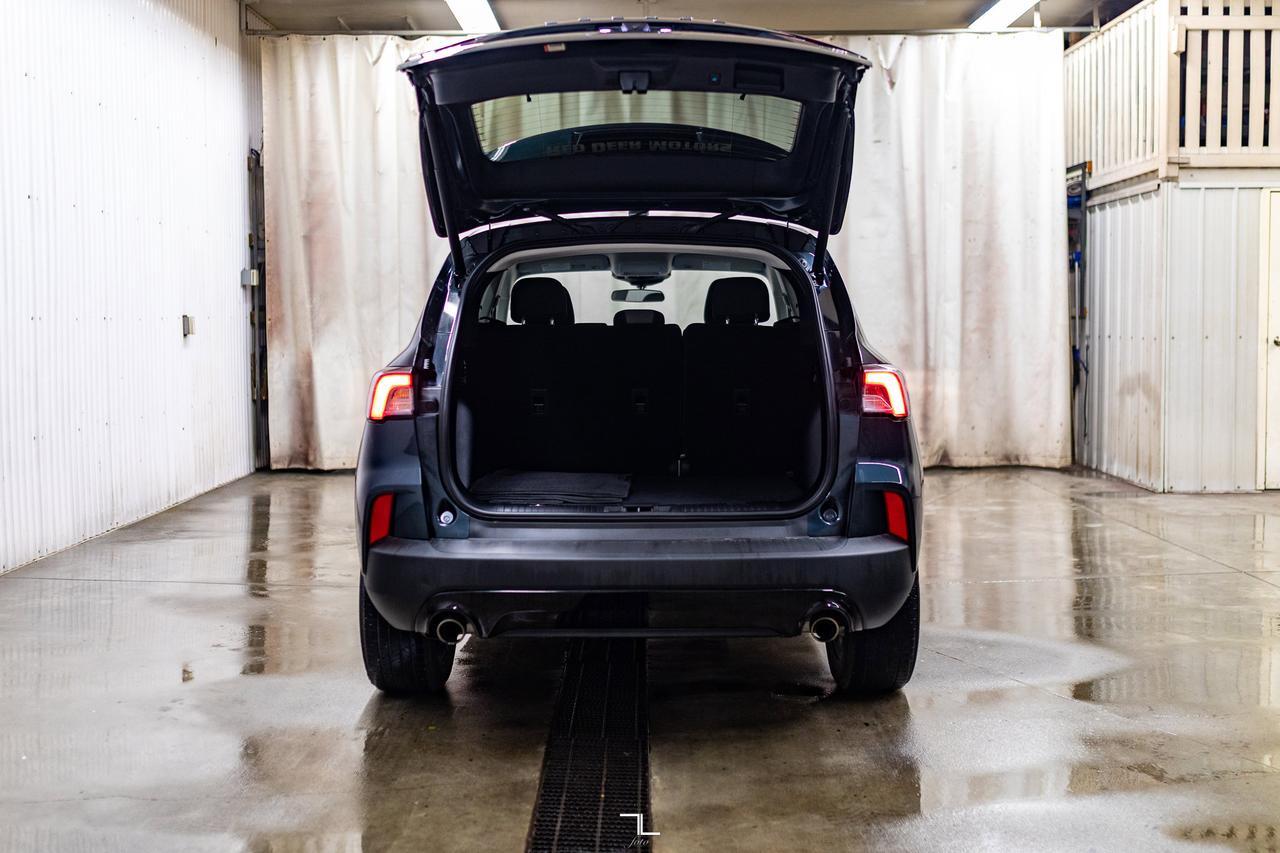 2022 Ford Escape AWD SE Nav BCam PSeat Red Deer AB