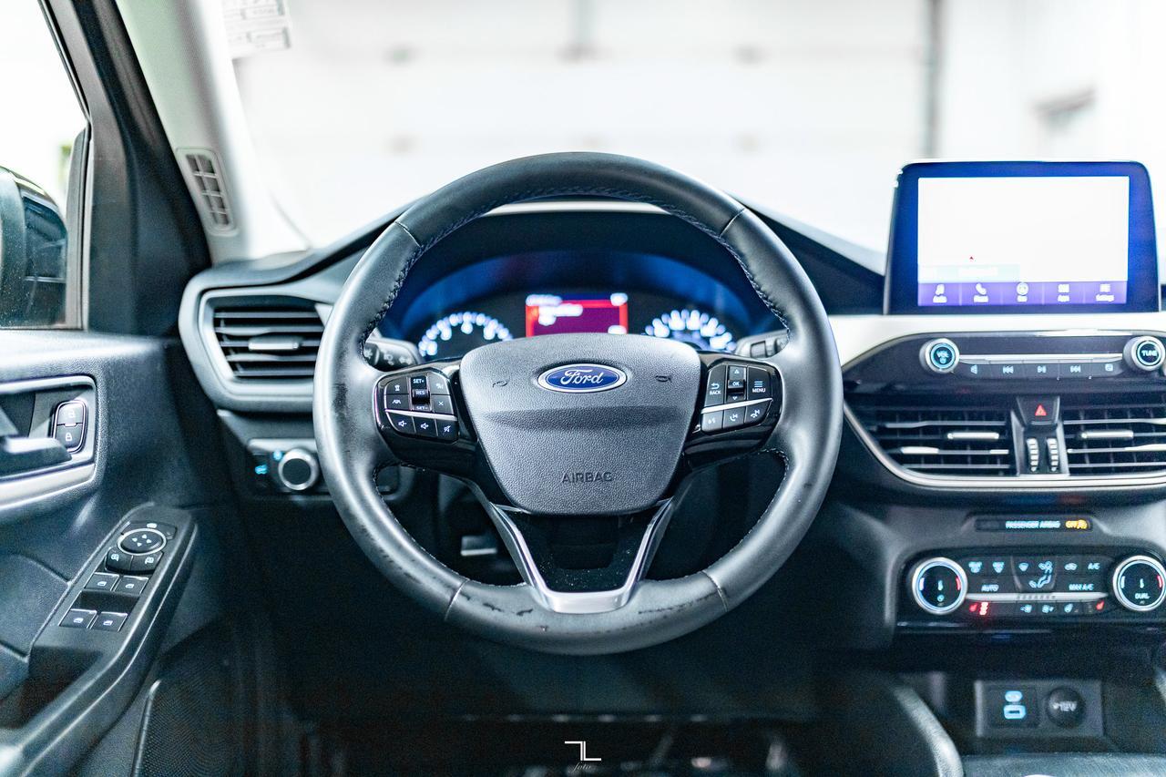 2022 Ford Escape AWD SE Nav BCam PSeat Red Deer AB