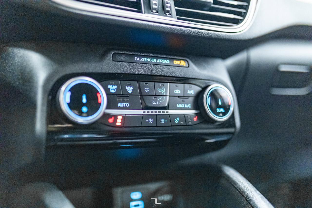 2022 Ford Escape AWD SE Nav BCam PSeat Red Deer AB