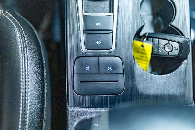 2022 Ford Escape AWD SEL Leather BCam Red Deer AB