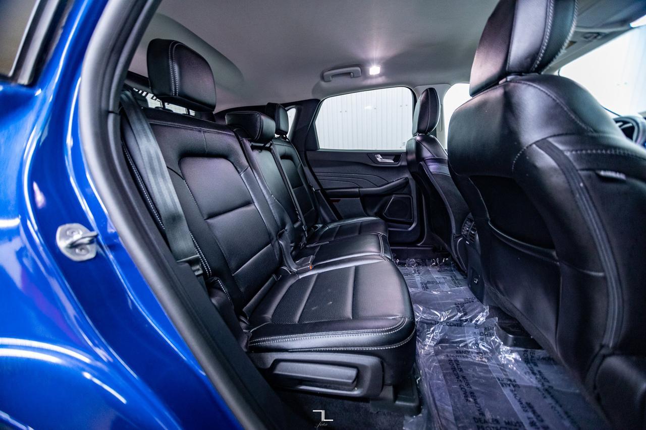 2022 Ford Escape AWD SEL Leather BCam Red Deer AB