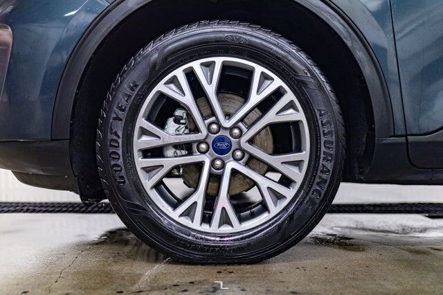 2022 Ford Escape AWD SEL Leather Nav BCam Red Deer AB