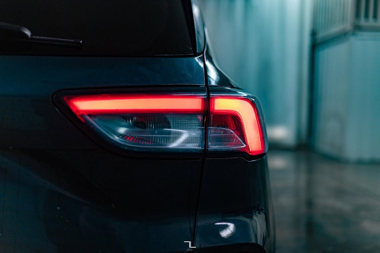 2022 Ford Escape AWD SEL Leather Nav BCam Red Deer AB