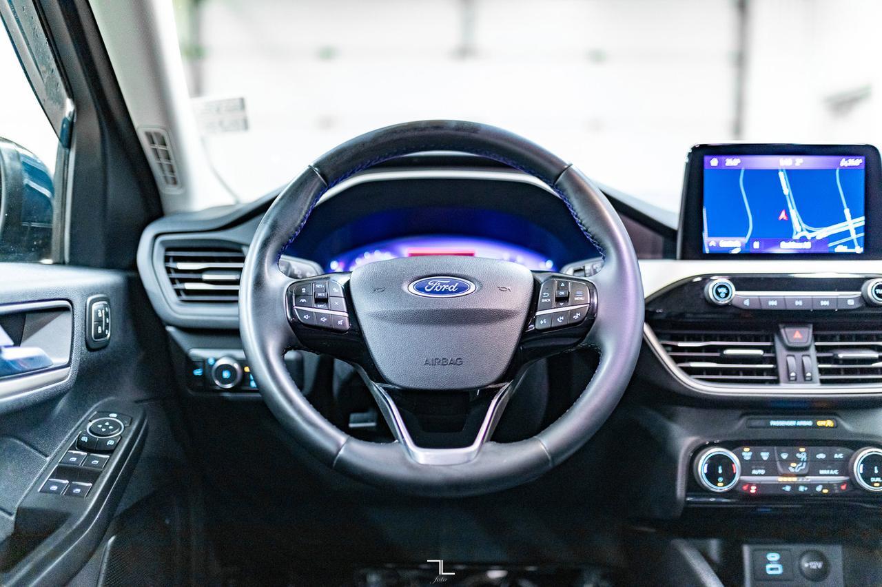 2022 Ford Escape AWD SEL Leather Nav BCam Red Deer AB