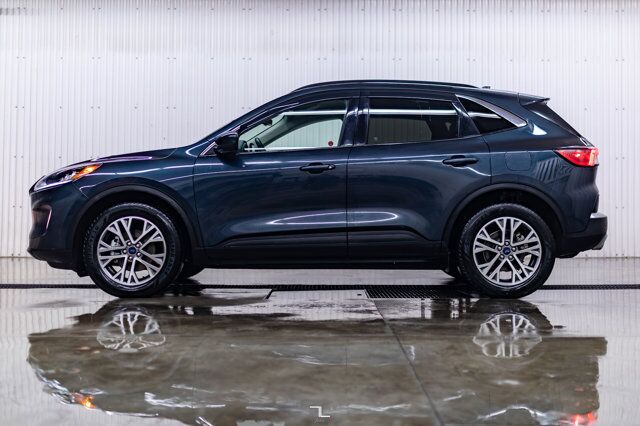 2022 Ford Escape AWD SEL Leather Nav BCam Red Deer AB