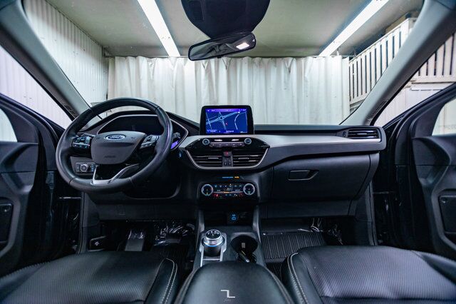 2022 Ford Escape AWD SEL Leather Nav BCam Red Deer AB