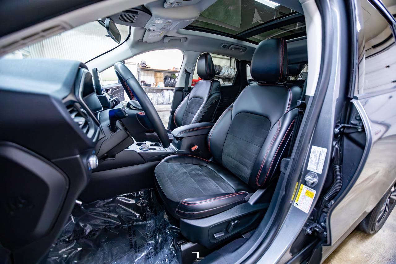 2022 Ford Escape AWD SEL ST Appearance Pkg Leather Roof Nav BCam Red Deer AB