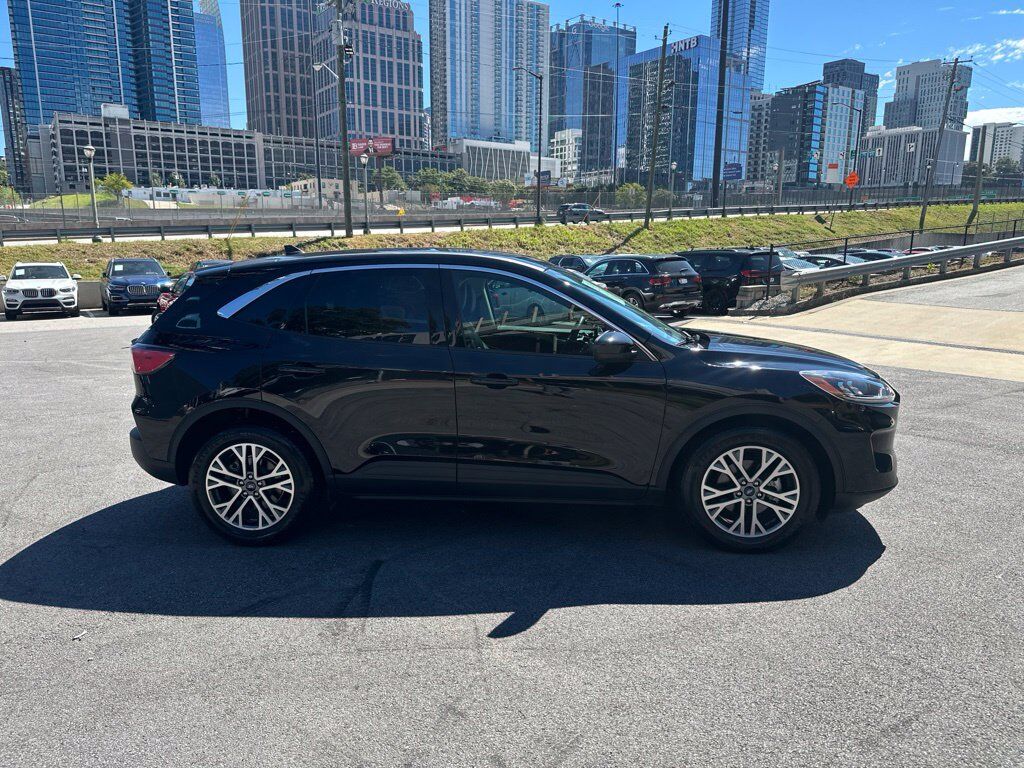 2022 Ford Escape Hybrid SEL
