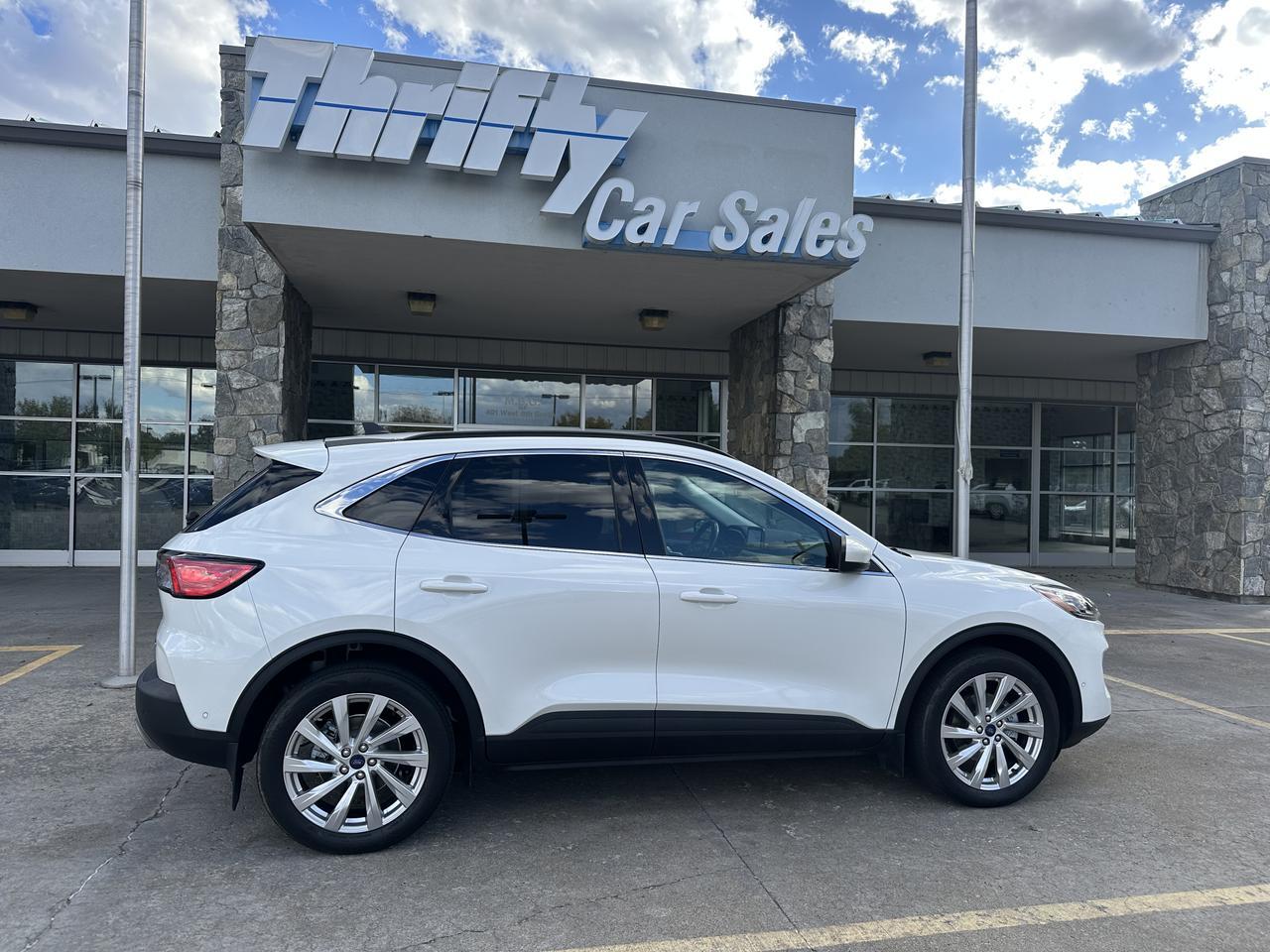 2022 Ford Escape Hybrid Titanium