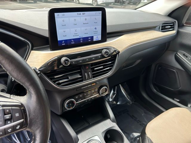 2022 Ford Escape Hybrid Titanium Tucson AZ