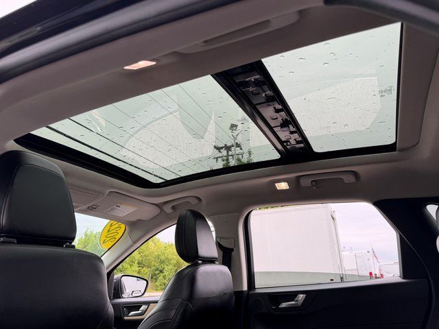 2022 Ford Escape Hybrid Titanium Ashland VA