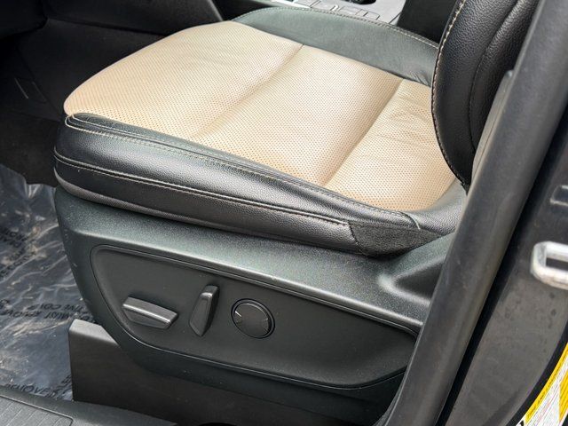 2022 Ford Escape Hybrid Titanium Ashland VA
