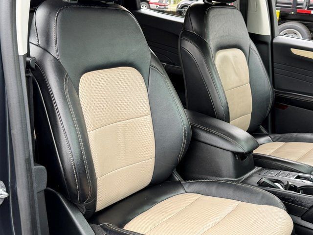 2022 Ford Escape Hybrid Titanium Ashland VA