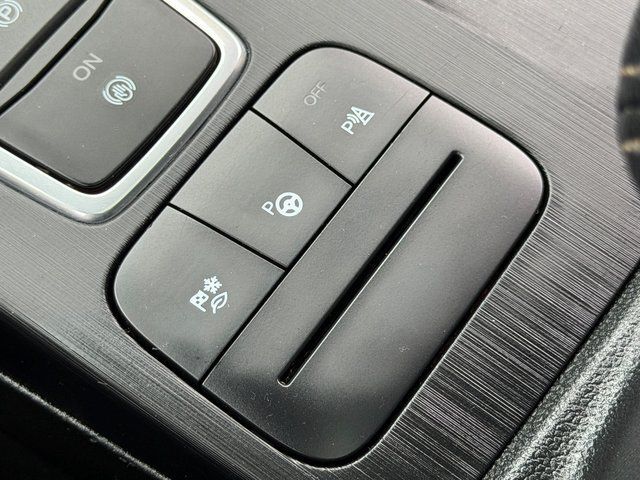 2022 Ford Escape Hybrid Titanium Ashland VA