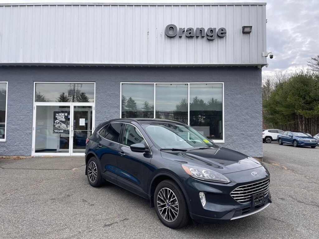 2022 Ford Escape Plug-In Hybrid Titanium Orange MA