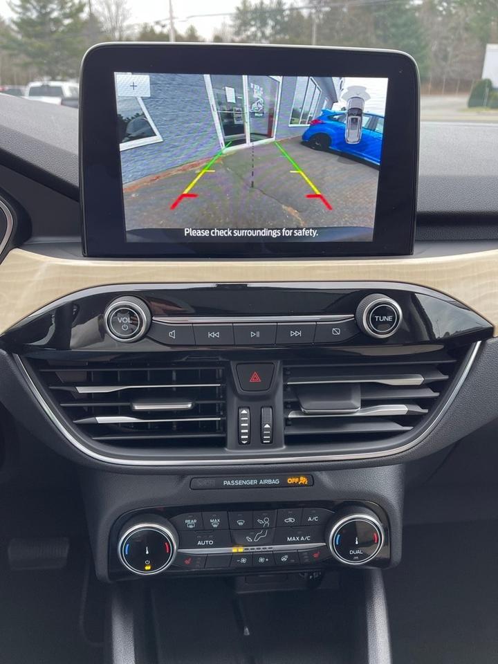 2022 Ford Escape Plug-In Hybrid Titanium Orange MA