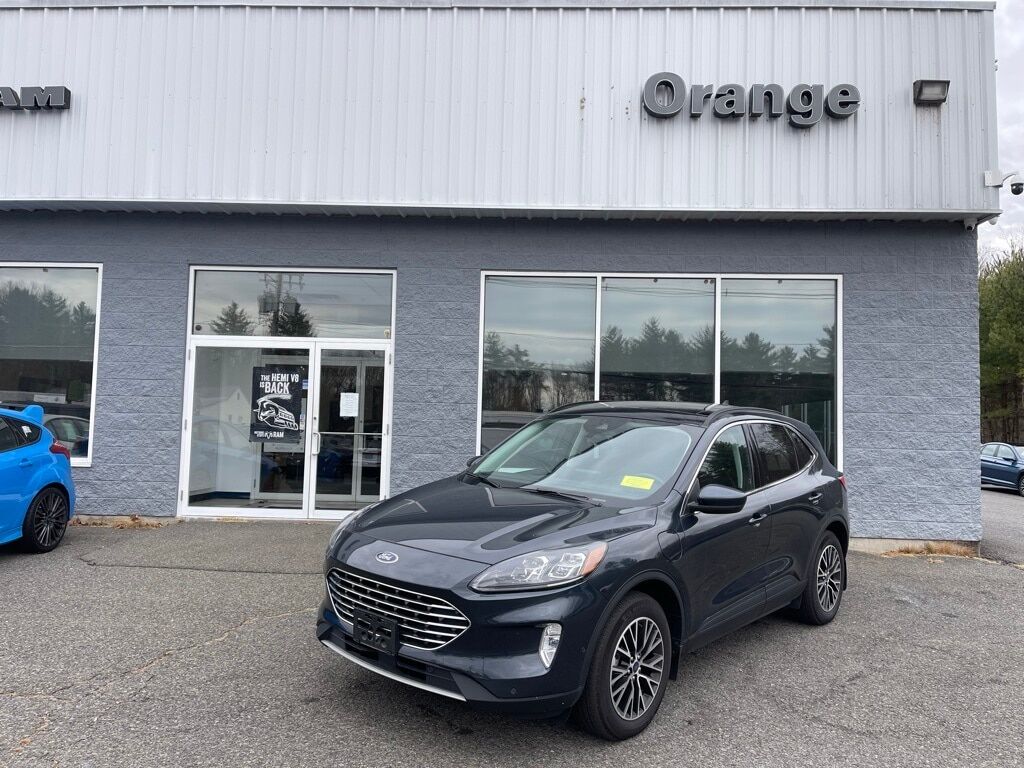 2022 Ford Escape Plug-In Hybrid Titanium