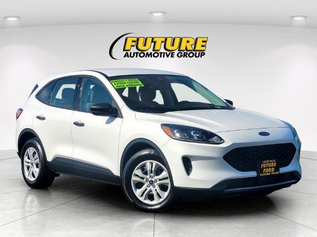 2022 Ford Escape S