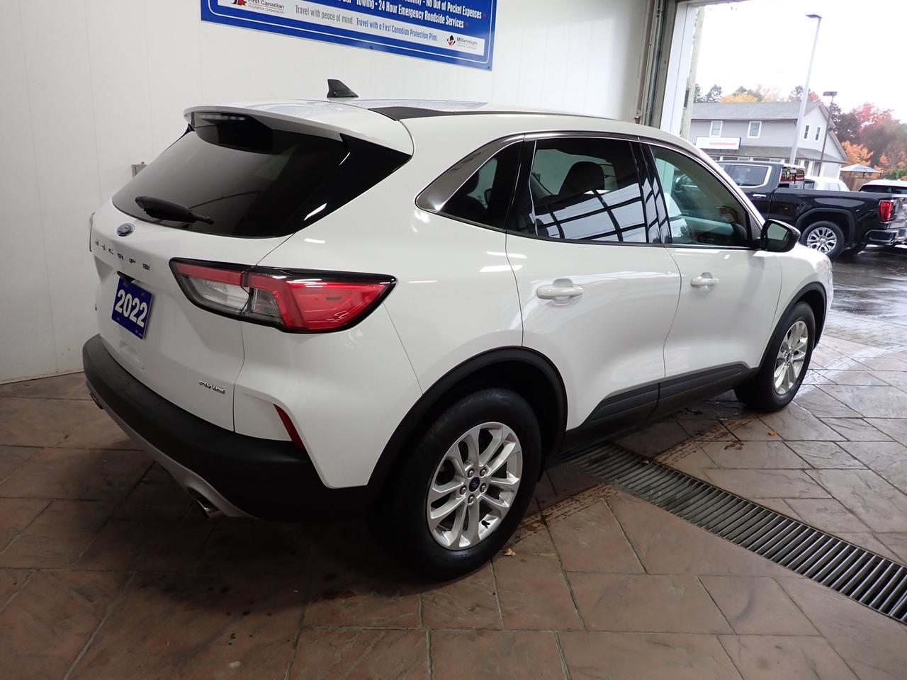 2022 Ford Escape SE AWD NAVI Listowel ON
