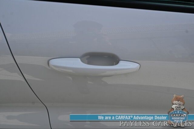 2022 Ford Escape SE / AWD / Sport Appearance & Convenience Pkg / Co-Pilot 360 Assist+ / Navigation / Adaptive Cruise / Lane Depart & Blind Spot / Apple CarPlay & Android Auto / Back Up Camera / 31 MPG / 1-Owner Anchorage AK