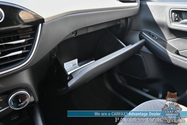 2022 Ford Escape SE / AWD / Sport Appearance & Convenience Pkg / Co-Pilot 360 Assist+ / Navigation / Adaptive Cruise / Lane Depart & Blind Spot / Apple CarPlay & Android Auto / Back Up Camera / 31 MPG / 1-Owner Anchorage AK