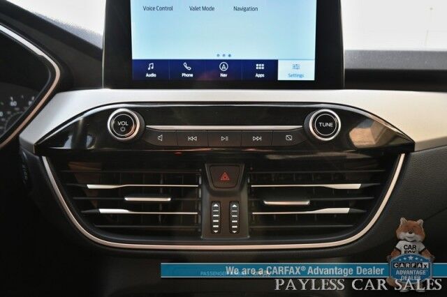 2022 Ford Escape SE / AWD / Sport Appearance & Convenience Pkg / Co-Pilot 360 Assist+ / Navigation / Adaptive Cruise / Lane Depart & Blind Spot / Apple CarPlay & Android Auto / Back Up Camera / 31 MPG / 1-Owner Anchorage AK