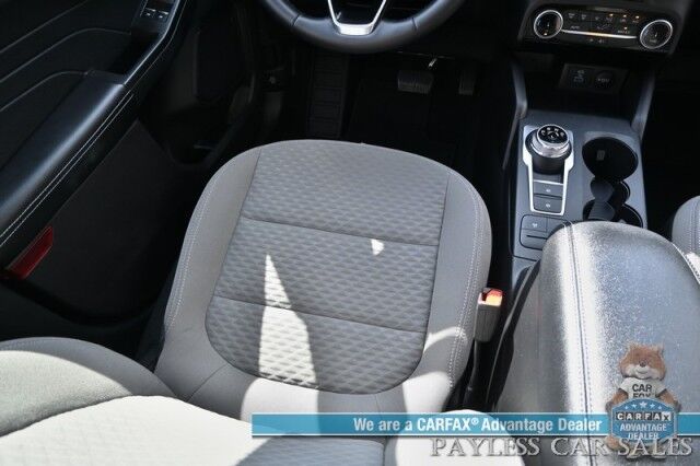 2022 Ford Escape SE / AWD / Sport Appearance & Convenience Pkg / Co-Pilot 360 Assist+ / Navigation / Adaptive Cruise / Lane Depart & Blind Spot / Apple CarPlay & Android Auto / Back Up Camera / 31 MPG / 1-Owner Anchorage AK