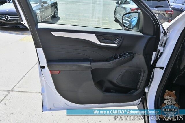 2022 Ford Escape SE / AWD / Sport Appearance & Convenience Pkg / Co-Pilot 360 Assist+ / Navigation / Adaptive Cruise / Lane Depart & Blind Spot / Apple CarPlay & Android Auto / Back Up Camera / 31 MPG / 1-Owner Anchorage AK