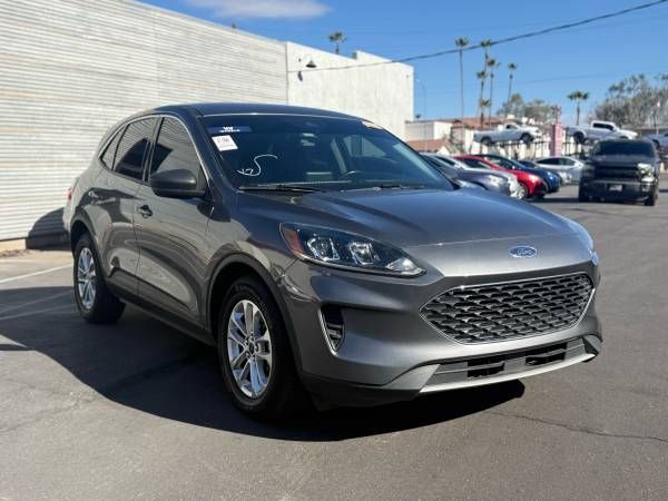 2022 Ford Escape SE Hybrid