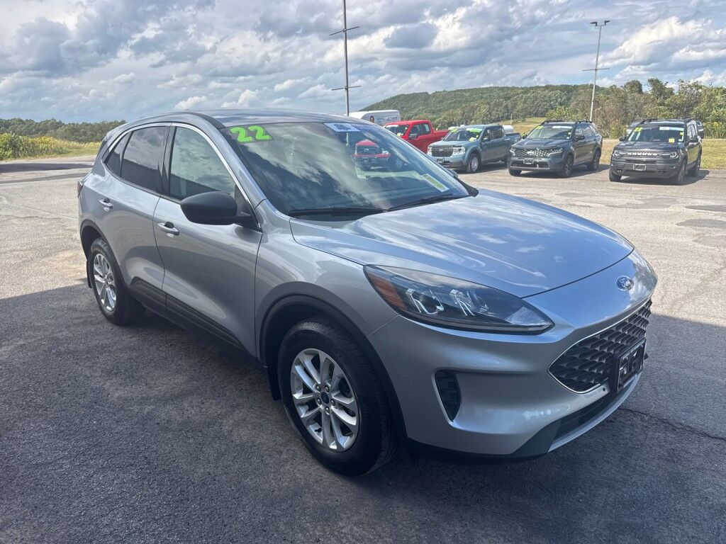 2022 Ford Escape SE Cooperstown NY