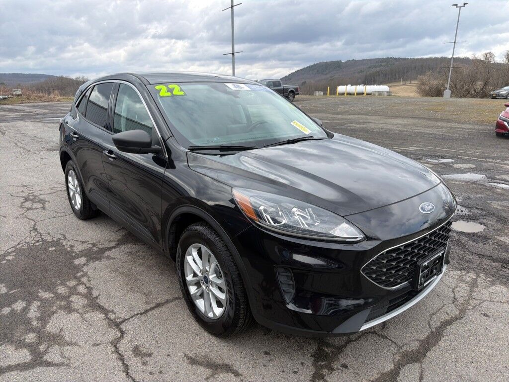 2022 Ford Escape SE Cooperstown NY