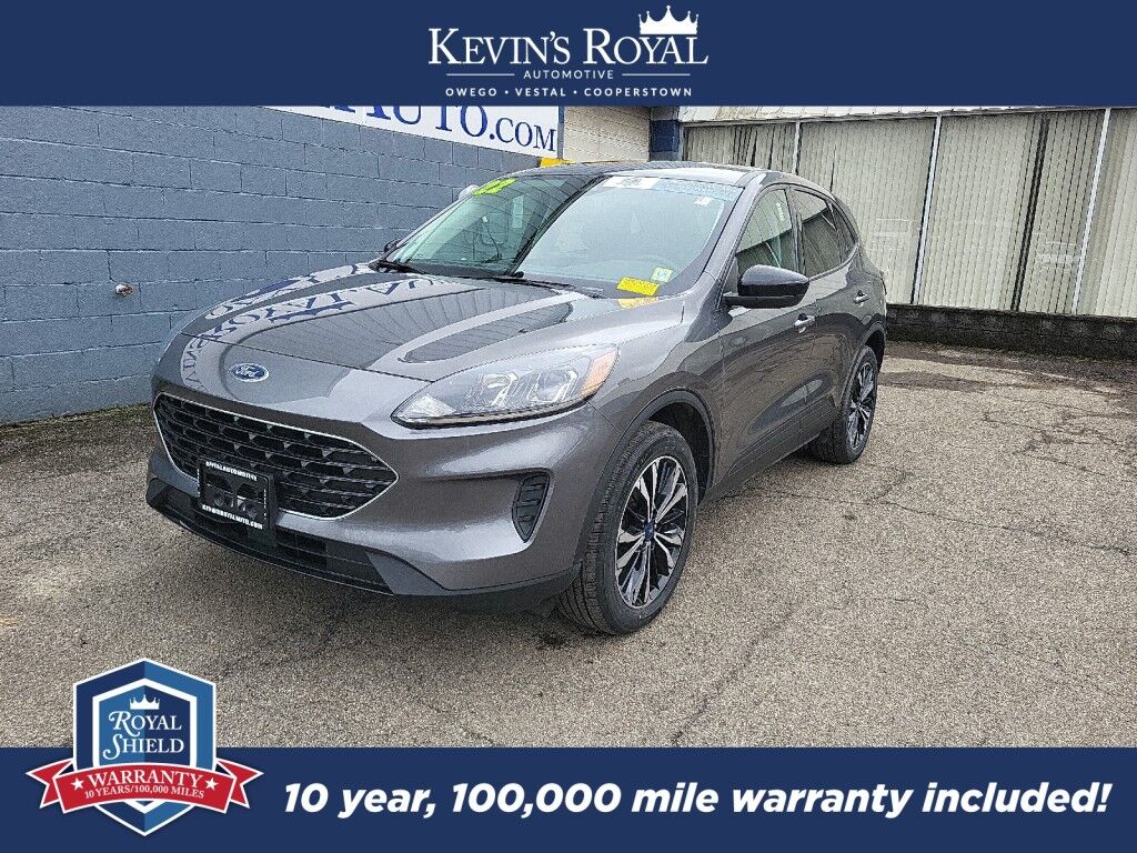 2022 Ford Escape SE