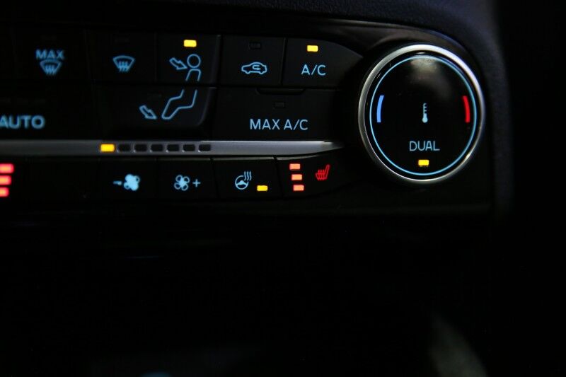 2022 Ford Escape SE Plainview NY