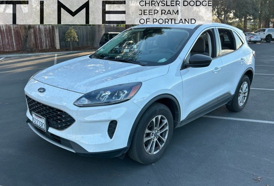 2022 Ford Escape SE
