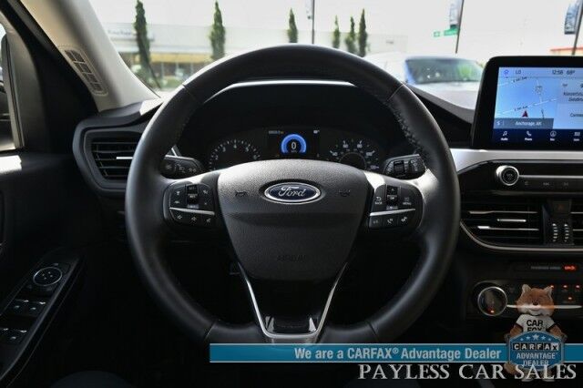 2022 Ford Escape SE / Sport Appearance & Convenience Pkg / Co-Pilot 360 Assist+ / Navigation / Adaptive Cruise / Lane Depart & Blind Spot / Apple CarPlay & Android Auto / Back Up Camera / 31 MPG / 1-Owner Anchorage AK