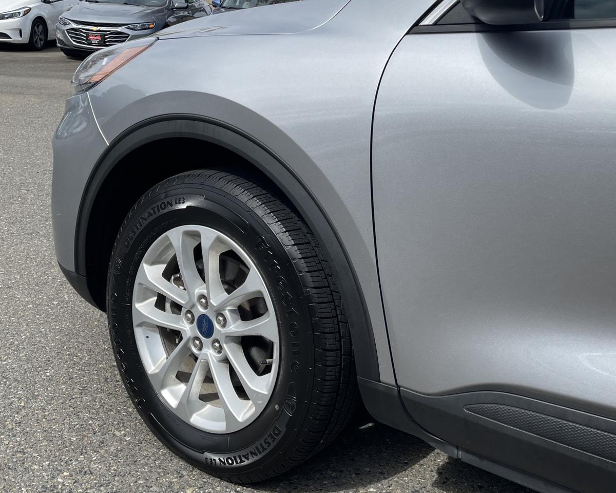 2022 Ford Escape SE Sport Utility 4D