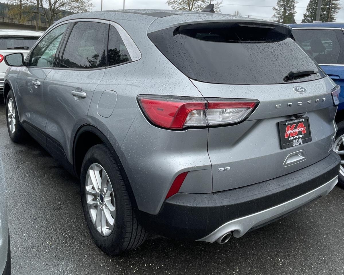 2022 Ford Escape SE Sport Utility 4D