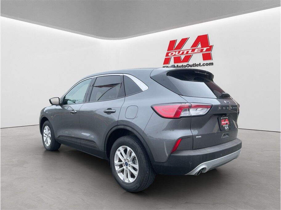 2022 Ford Escape SE Sport Utility 4D