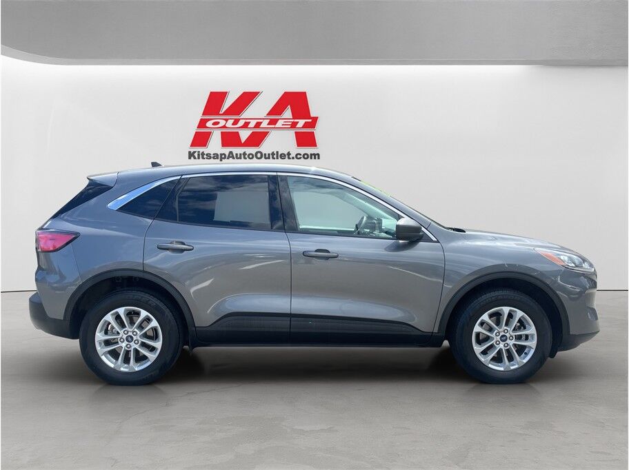 2022 Ford Escape SE Sport Utility 4D