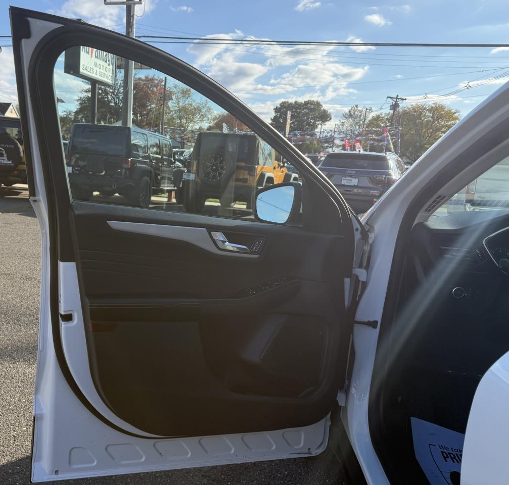 2022 Ford Escape SEL AWD 4dr SUV Edison NJ