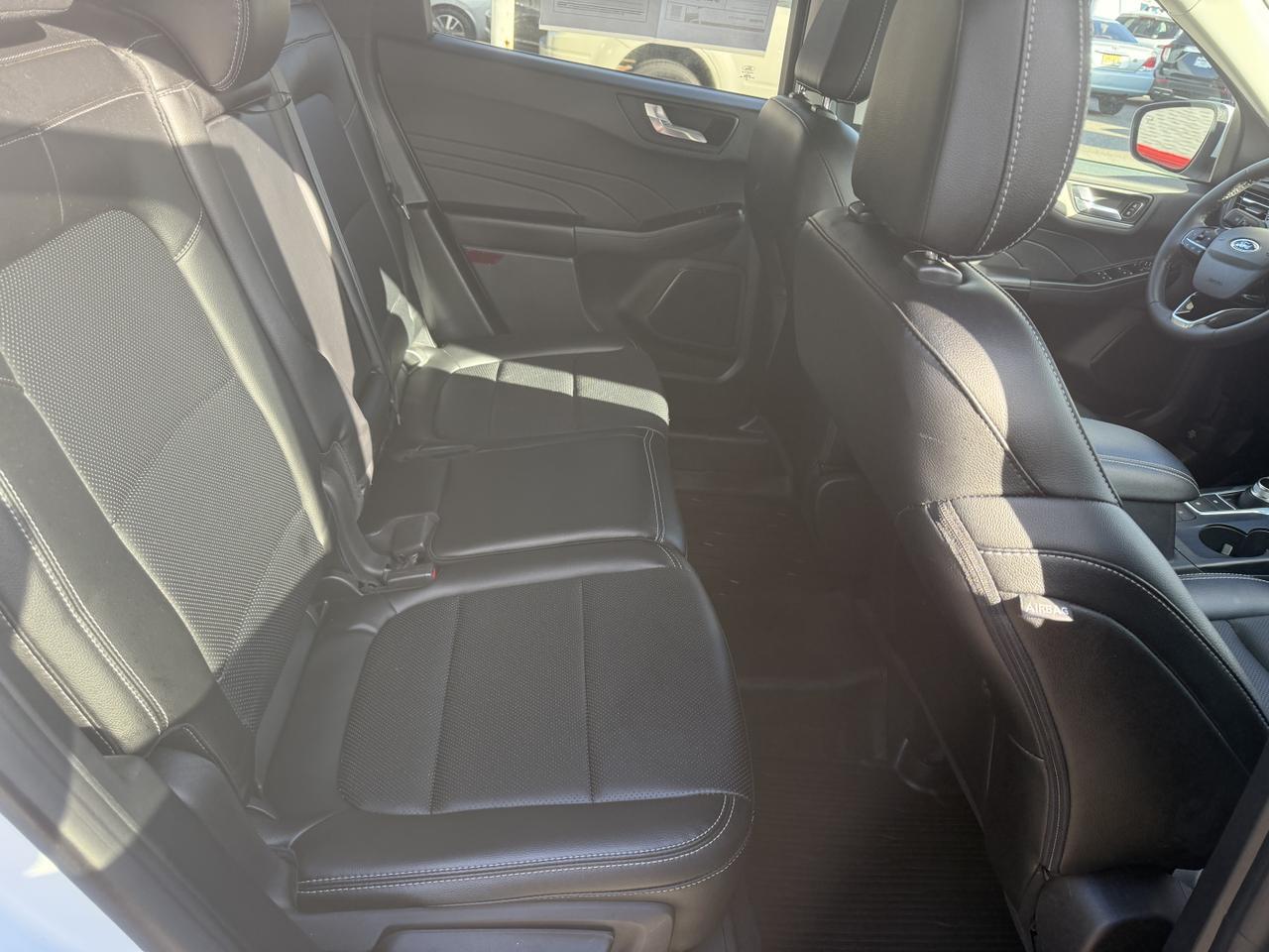 2022 Ford Escape SEL AWD 4dr SUV Edison NJ