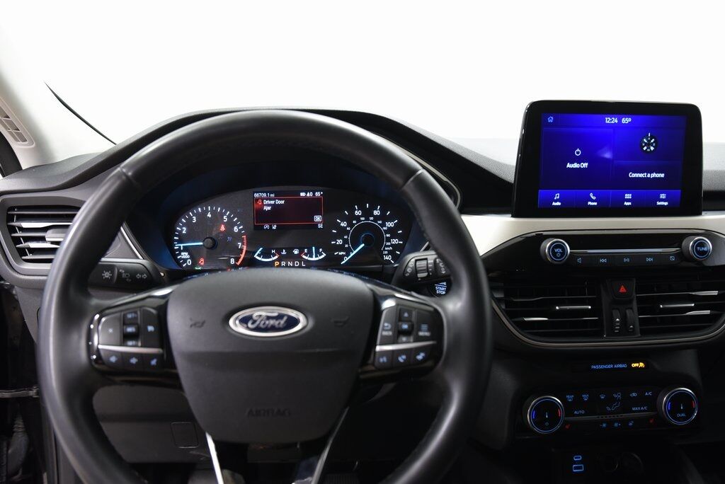 2022 Ford Escape SEL Akron