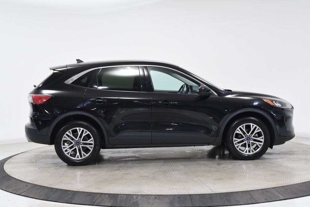 2022 Ford Escape SEL Akron