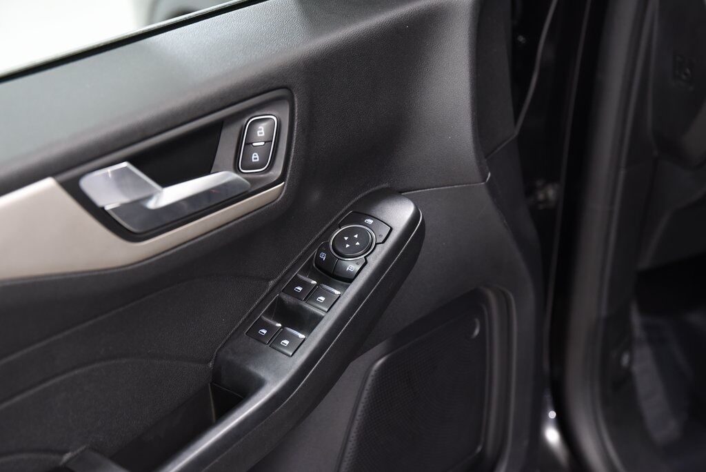 2022 Ford Escape SEL Akron