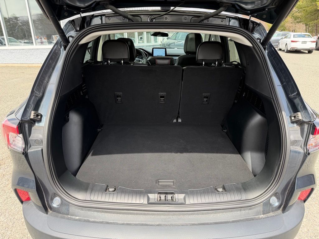 2022 Ford Escape SEL Orange MA