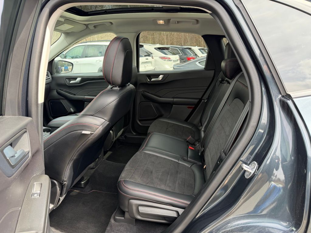 2022 Ford Escape SEL Orange MA
