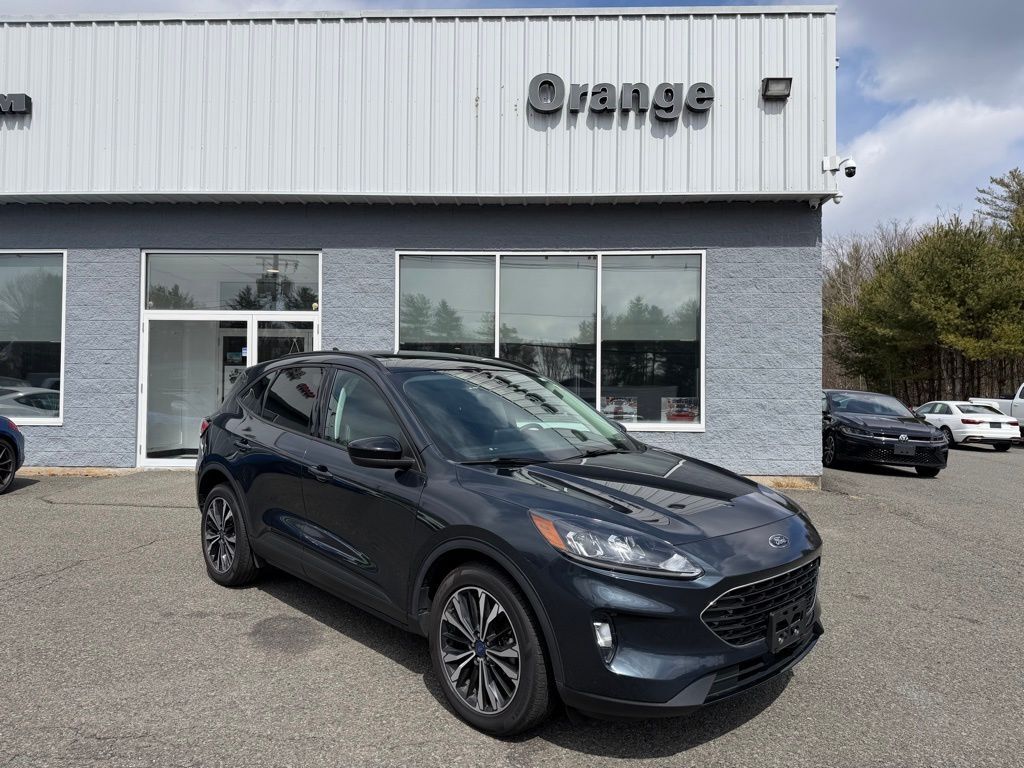 2022 Ford Escape SEL Orange MA